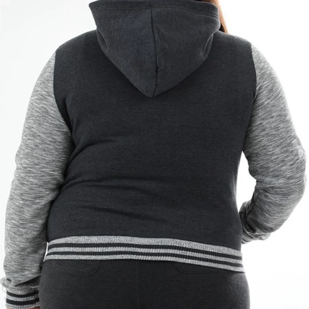 Classic Casual Cool Varsity Jacket - Picture 8 of 9